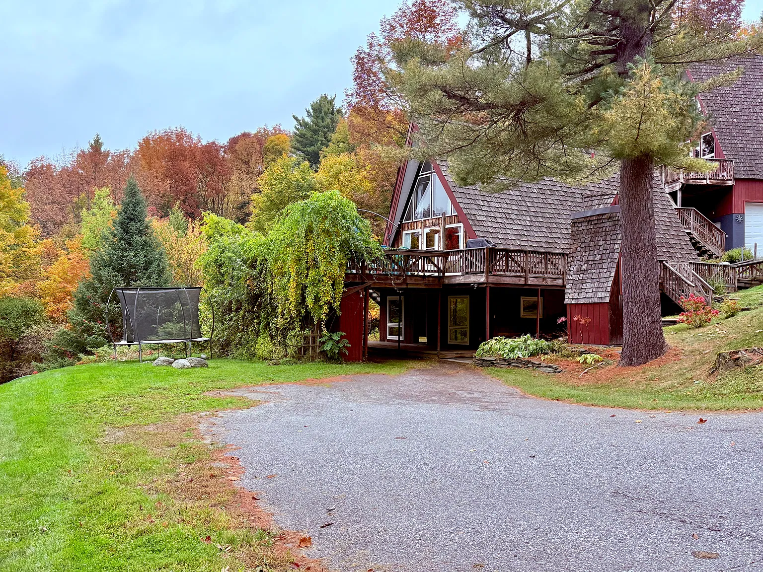 261 Brush Hill Rd — Photo 2