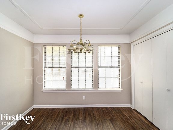 5th image of 6731 Valley Bend Dr