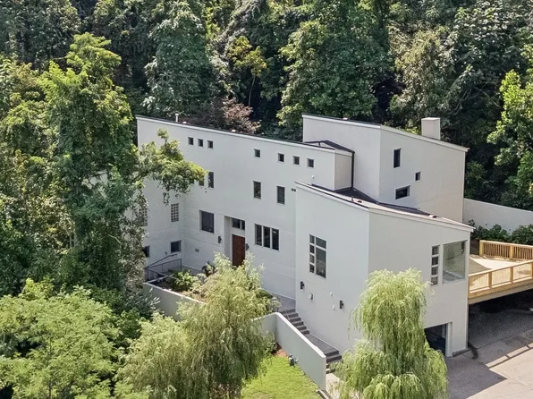 6633 Ellesmere Rd, Nashville, TN 37205
