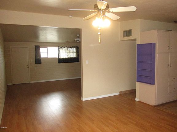 5th image of 1831 E Randall Dr