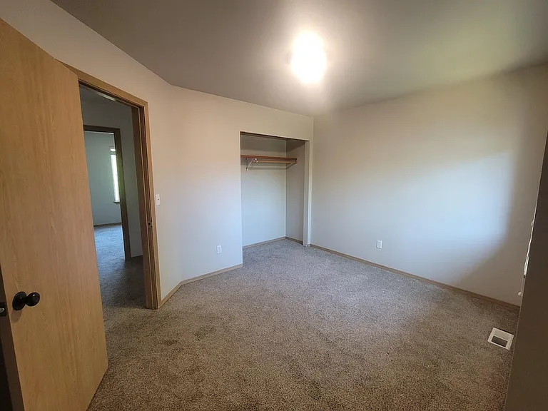 9532 17th Pl NE — Photo 16