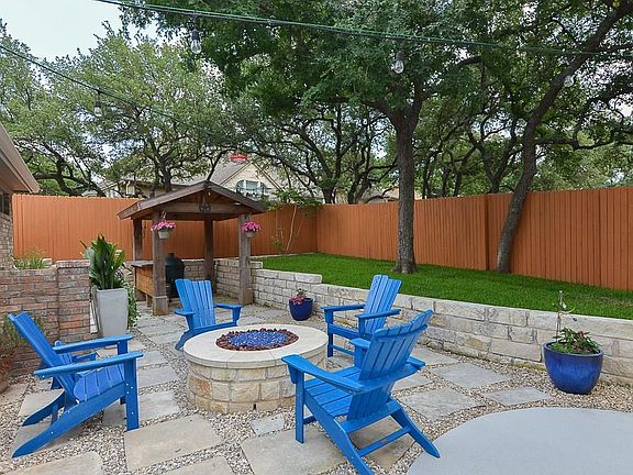 5th image of 2702 Benevento Way
