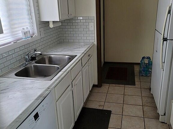 5th image of 13618 N 98th Ave Unit J