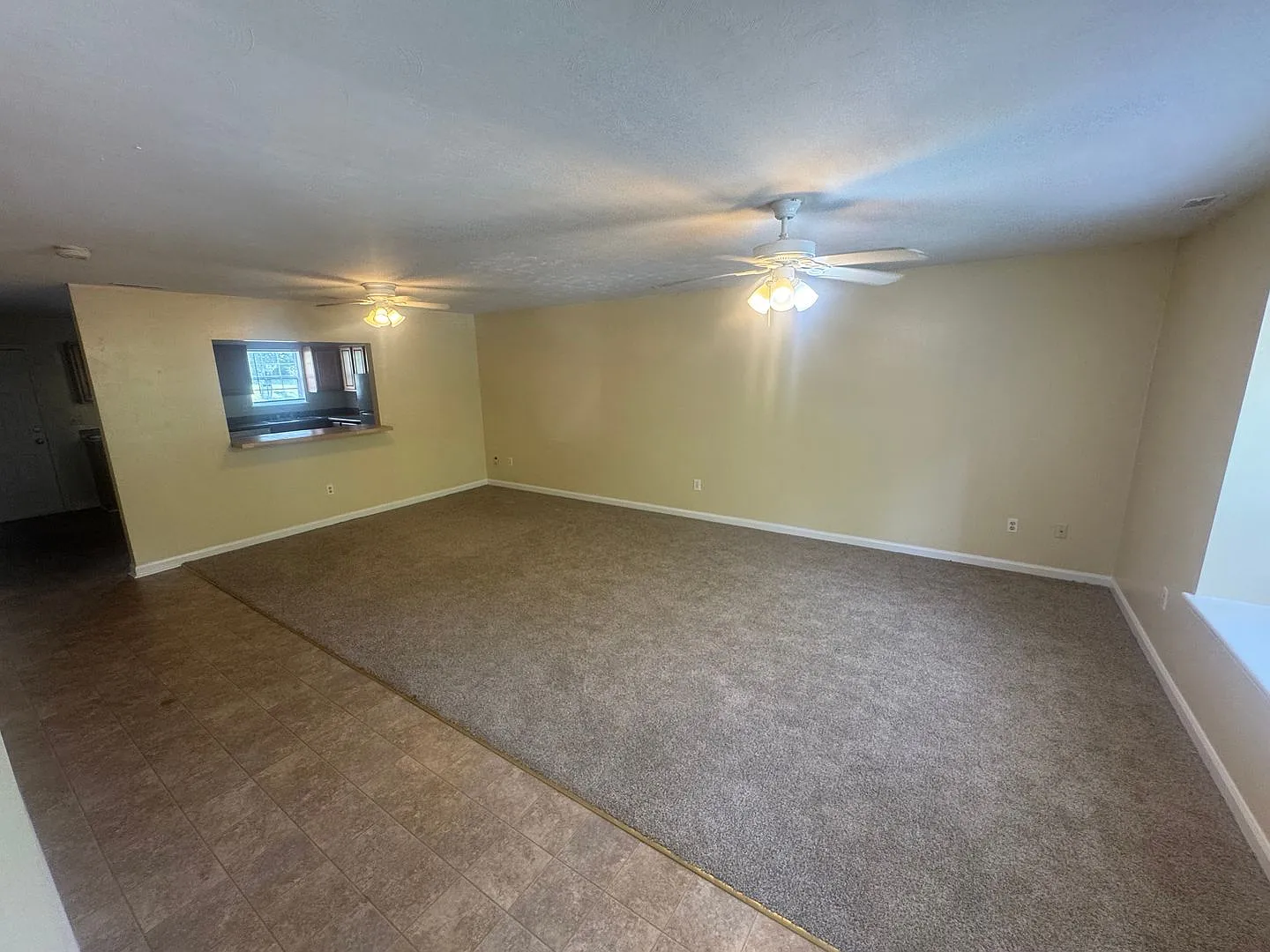 Blacksburg 4 bed, 2.5 Bath Available Now — Photo 3