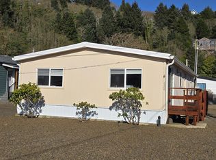 624 S Dolphin St, Rockaway Beach, OR