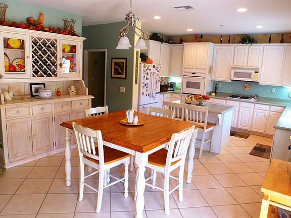 4th image of 13104 Angeles Trail Way