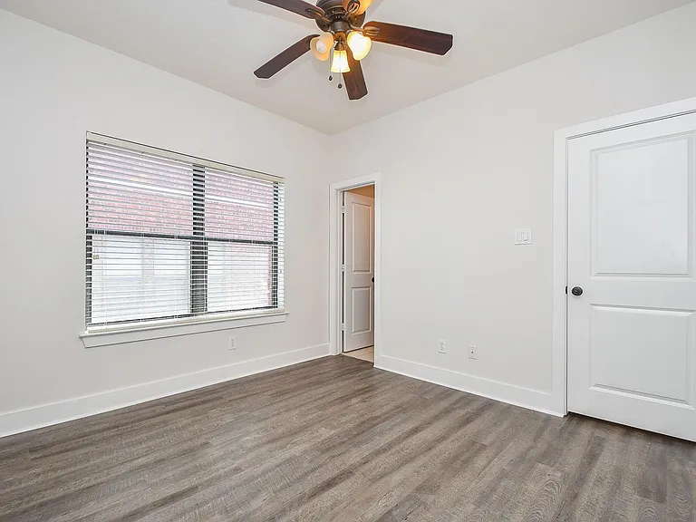 2422 Navigation Blvd #A — Photo 23