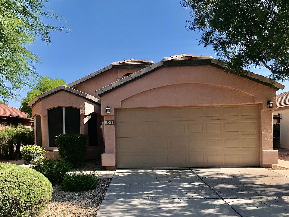 1st image of 2243 E Pinto Dr