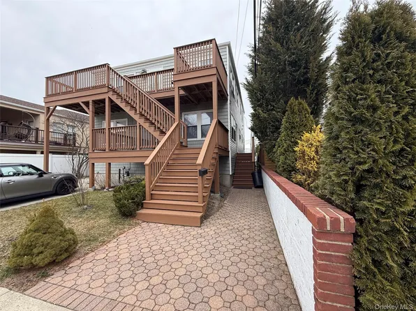 (undisclosed Address), Long Beach, NY 11561
