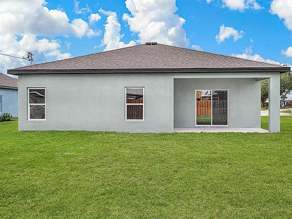 3rd image of 5701 Palm Drive