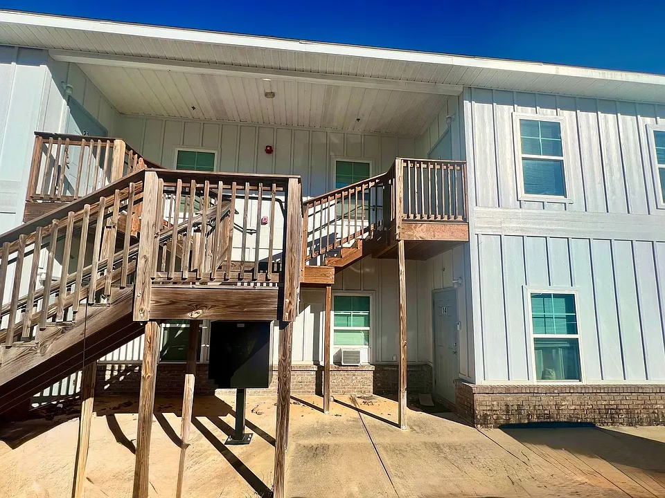 306 Gamble Ext