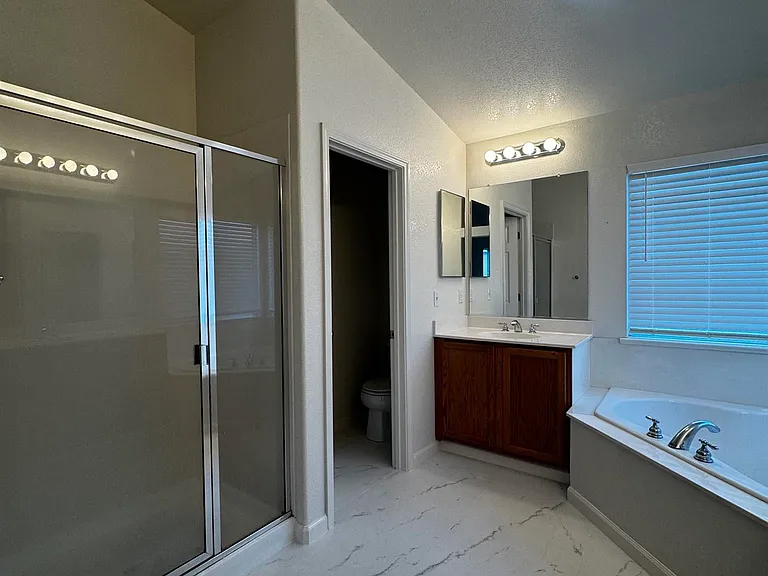 8224 Shay Cir — Photo 25