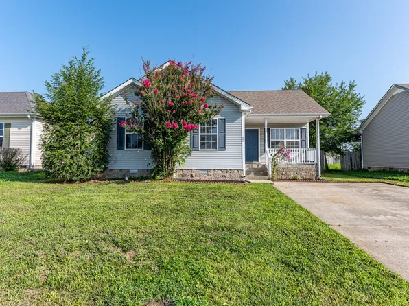 539 Fox Trot Dr, Clarksville, TN 37042