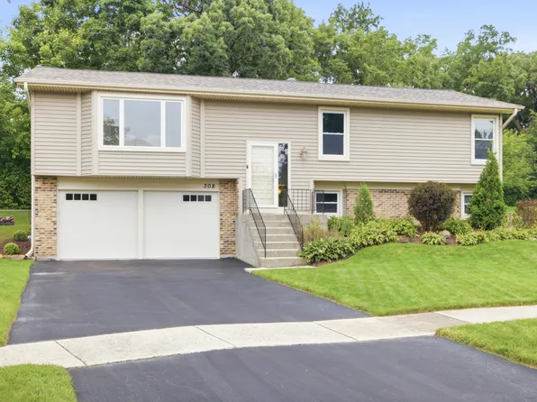 308 Nelson Ct, Bolingbrook, IL 60440