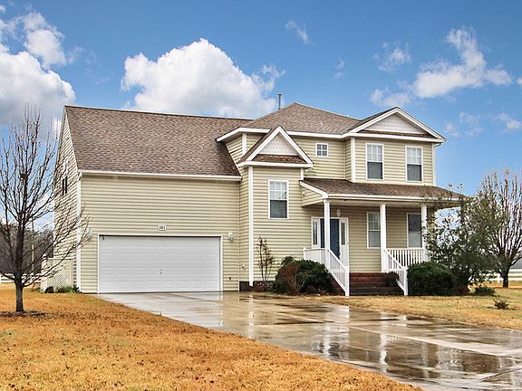 3rd image of 101 Creek Ct