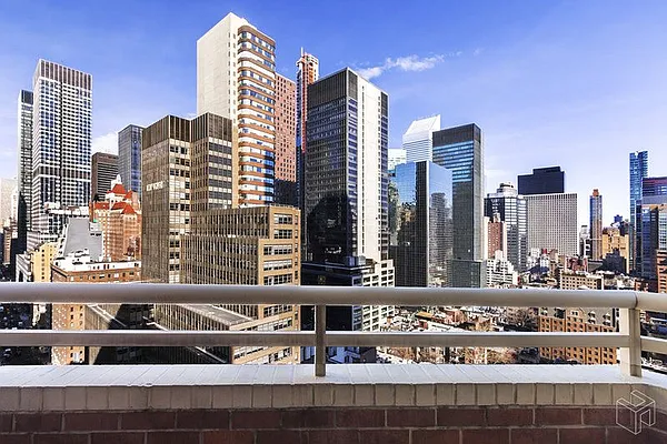 Rented by Halstead Real Estate | media 75