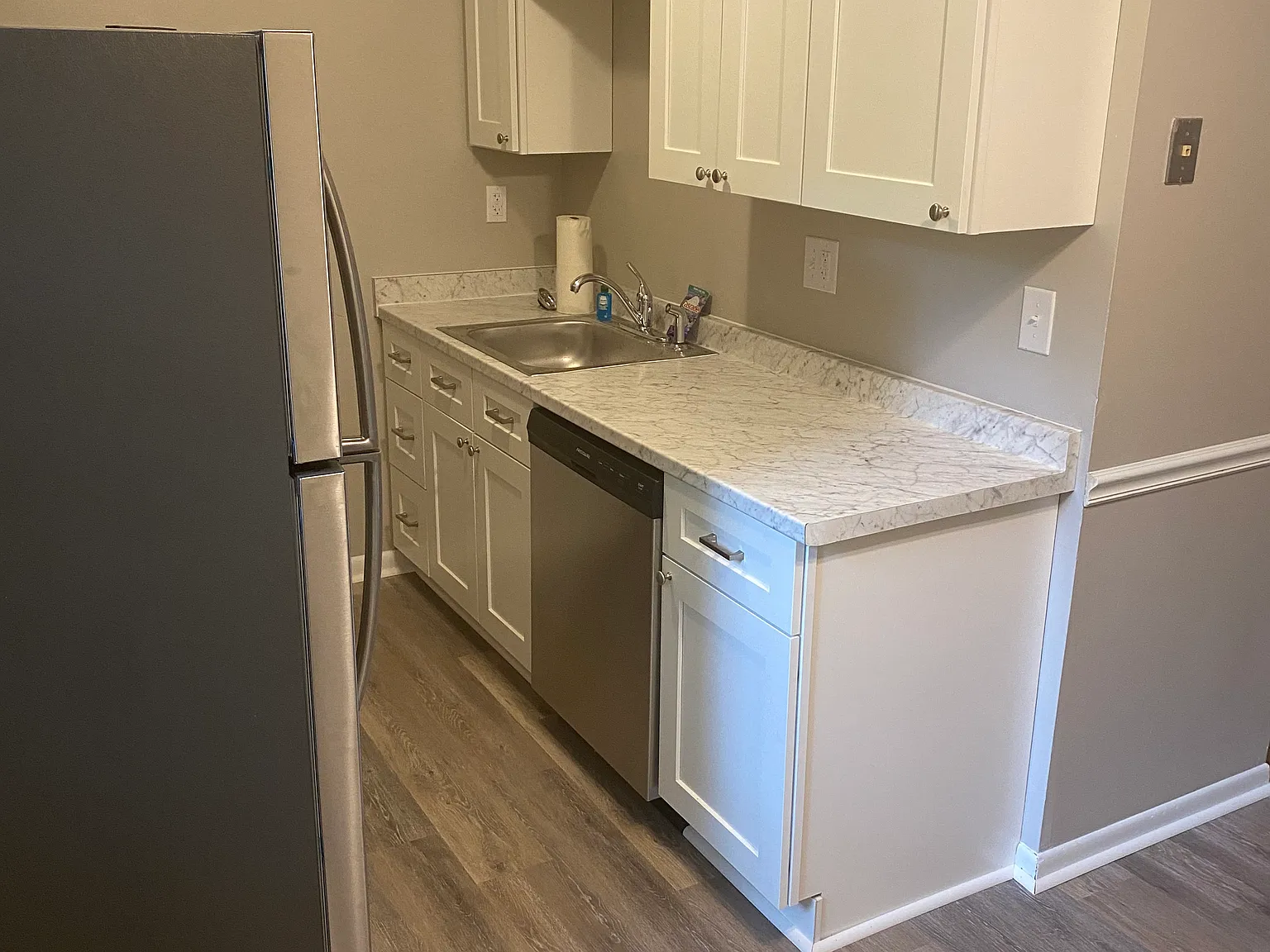 7723 Jandaracres Dr — Photo 2