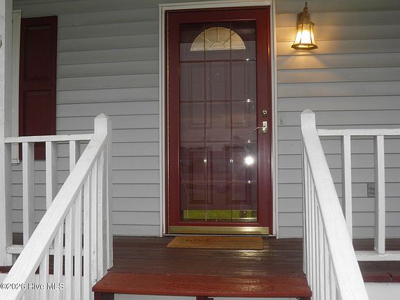 4th image of 404 Colon Drive
