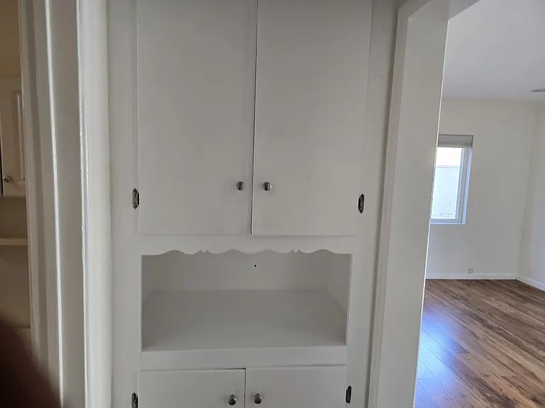 2611 Mathews Ave #5 — Photo 8