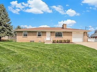 1147 Four Mile Rd NW, Grand Rapids, MI 49544