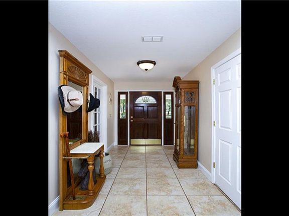 4th image of 20131 Paso Fino Way