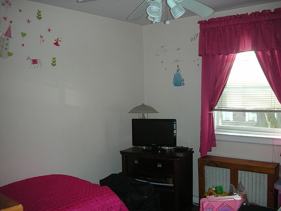 5th image of 7009 261st St. # Fl 2nd