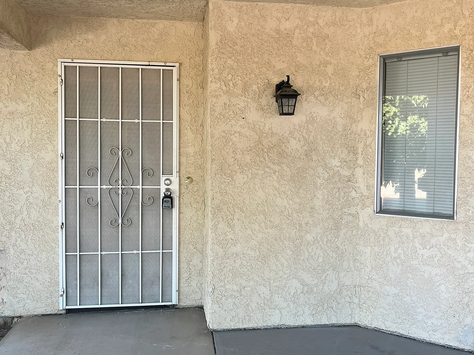 3 bed, 1410 sqft, $2,000 — Photo 4