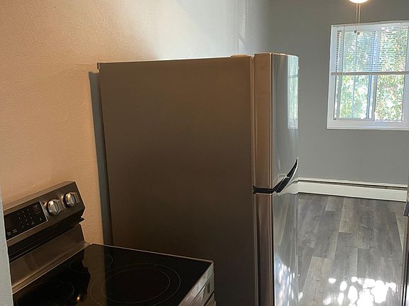 2nd image of 1978 Kentucky Ave #1940-3