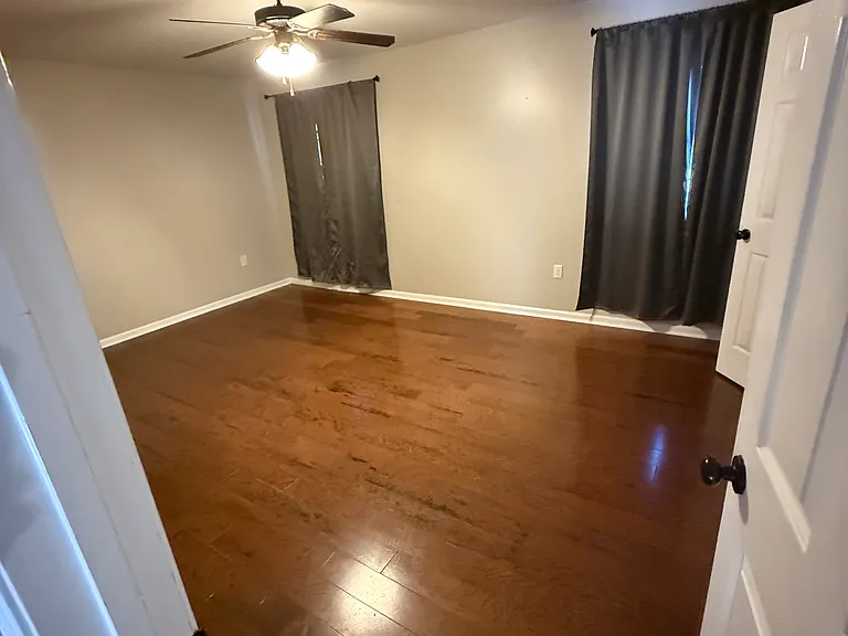 639 Leeville Rd — Photo 9