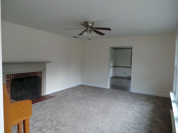 2nd image of 115 Sunset Ln