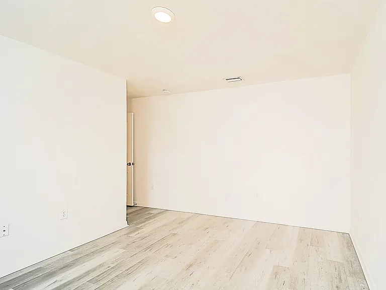 3337 Andalusia Blvd — Photo 13