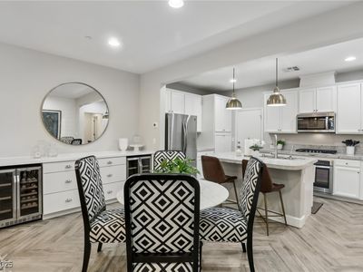 104 Alamere Falls Dr, Las Vegas, NV, 89138