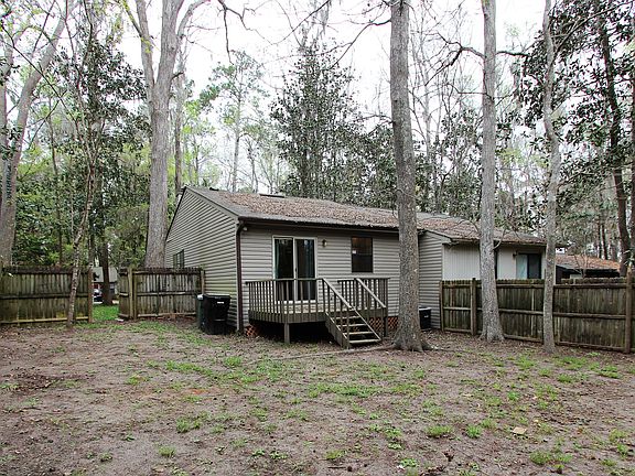 4th image of 222 Parkbrook Cir