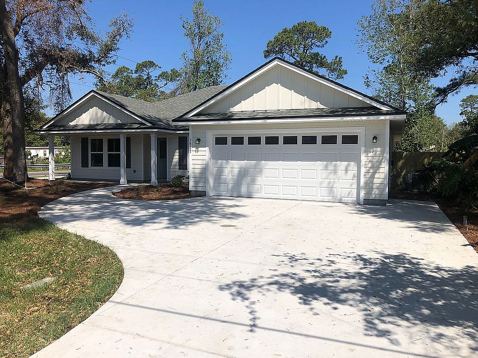 2nd image of 1417 Robin Hood Dr