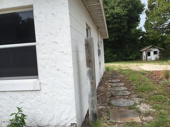 5th image of 2308 S Hopkins Ave