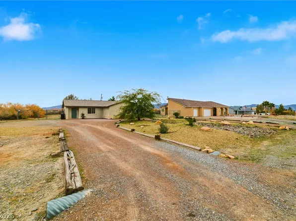 481 E Arapahoe St, Pahrump, NV 89048