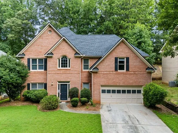 3165 Maple Terrace Dr, Suwanee, GA 30024