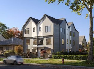 2240 E 40th Ave #5, Vancouver, BC V5P 1J5