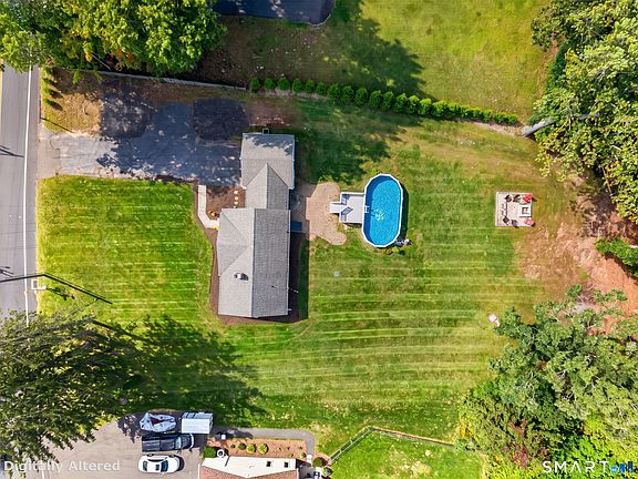 5th image of 527 Clintonville Road