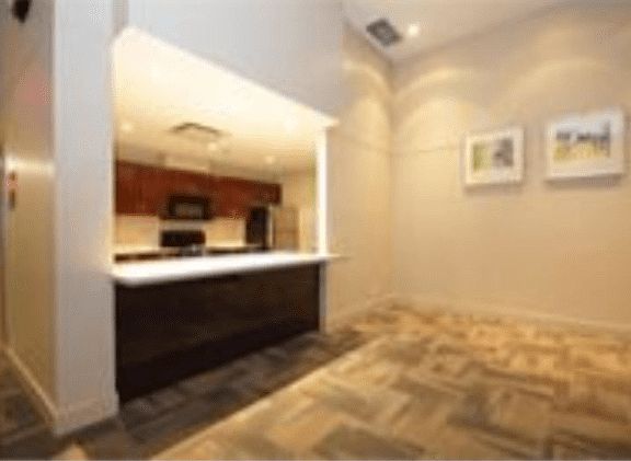 2nd image of 938 Smithe St #1528