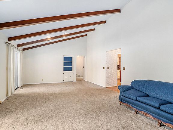 4th image of 776 Brook Village Ct #23