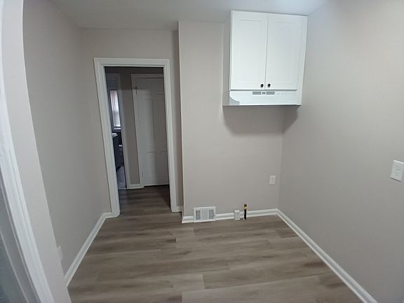 5th image of 16119A Harlow St