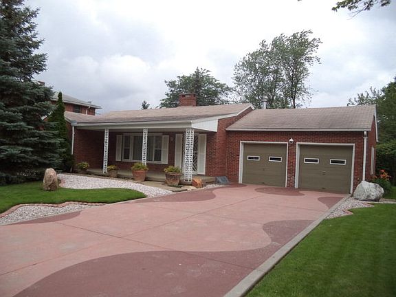 4th image of 644 Barnard Ave