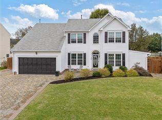 904 Meadowhill Ct, Chesapeake, VA 23320
