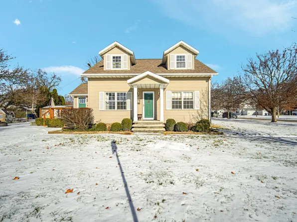 214 Chesterton Blvd, Chesterton, IN 46304