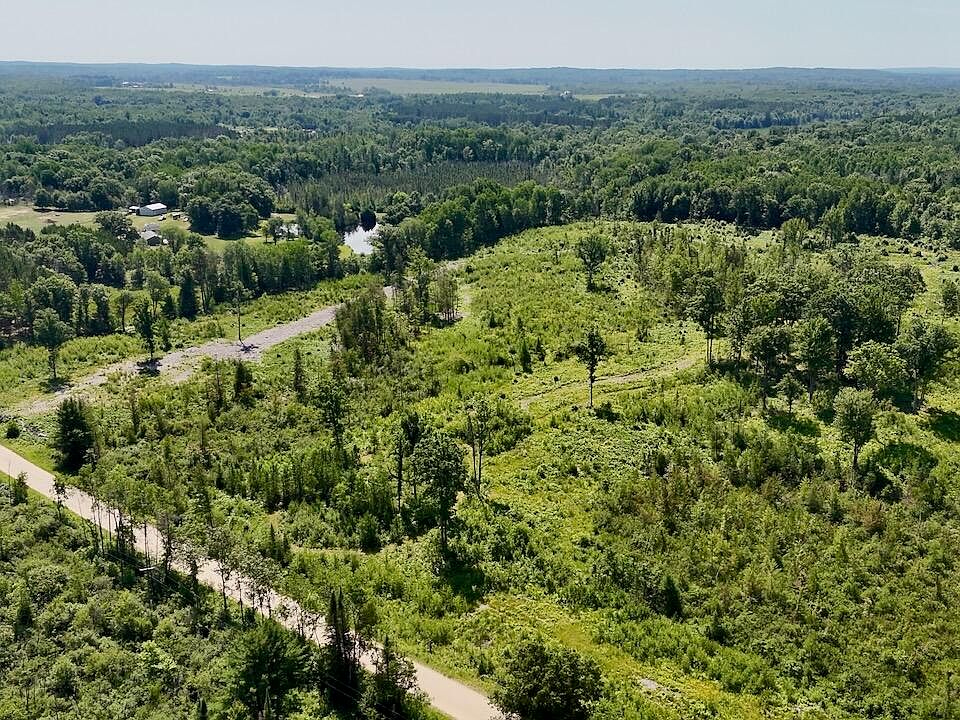 1st image of W Clarence Rd