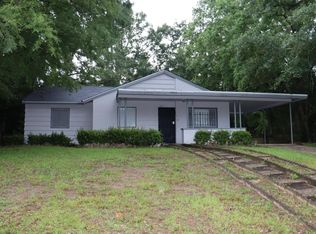 4053 Seabreeze Rd N, Mobile, AL 36609