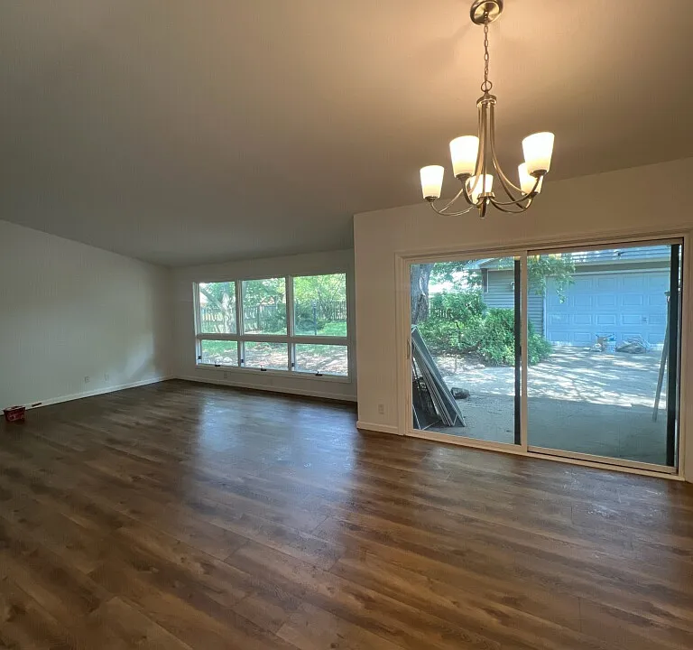 305 Naples Dr
