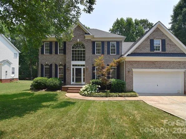 7006 Olde Sycamore Dr, Mint Hill, NC 28227