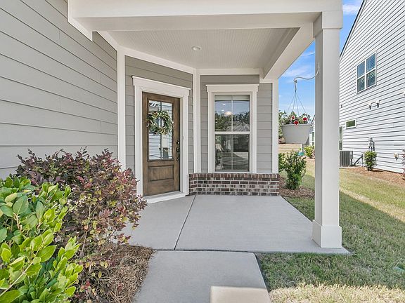 4th image of 613 Daffodil Ct